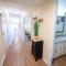 Oceanfront Views, Recently Renovated Kitchen,Pools