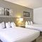 Repotel Levis