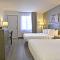 Repotel Levis