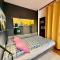 Super Apartment YELLOW 2x Metro fast Wifi 1 Gbs Netflix Panorama Miasta - Varšava