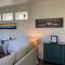 Amazing Views in 1 BR cottage unit with private hot tub - 海兰兹