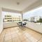 Serenity Sunset Holiday Apt - Larnaca
