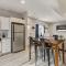 Parkside Ridge Cozy Escape w Hot Tub & Views - Monument