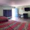 Town & Country Motel