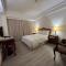 Hua Tong Hotel