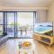 Florentine, 7 11 Columbia Close - wifi, air conditioned unit with fantastic views of Little Beach