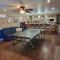 Parker Strip pool house with game room - باركر