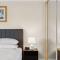 Stylish 2-Bed Camperdown Apartment with Balcony