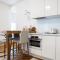 Dream Stay - Central 2-bedroom apartment with sauna