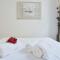VIEUX MURS - Brand new flat for 4, AC, WIFI center old Antibes - Antibes