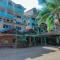 Virgo Batik Resort Teluk Batik Lumut