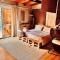 Airport Rooftop Club Luxurious Rooms and Studios