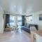 Henningsvær Seaside Ground Floor Apartment - 亨宁斯韦尔