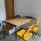 Modernes Tinyhouse Trailer Cabins am Waldrand - mit Seezugang