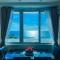 La Mirada Deluxe Suites with Oceanview
