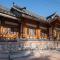 Yeoyeoje - Hanok Accommodation with the atmosphere of Hwaseong Fortress Road in Suwon, a UNESCO World Heritage - Сувон