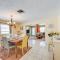 Lovely Naples Home with Lanai and Pool about 1 Mi to Beach