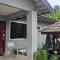 MRI Residence - Homestay in Sg Buloh with Swimming Pool - No Pork&Alcohol Allowed