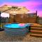 Firepit Table - Large Patio - King Bed - Cowboy Pool - 圆石城