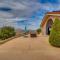 Views and Fire Pit Hilltop Retreat in Rio Rico! - 里奥里科