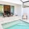 TR1400PNW - NEW Contemporary Home - Клермонт