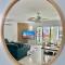 Luxury 2Bed 2bath Poolview apartment with Lift and 4pools