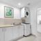 Whitsunday Escape - Beachfront with Private Pool - Cannonvale