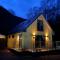 Bluebell Cottage with Hot Tub