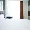 Spacious and Homey 2BR at The Via and The Vue Apartment By Travelio - 泗水