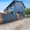 3 Bed Fully Renovated with Outdoor Fun