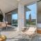 Condominio Bayline Gardens, Beach & SPA - Robalo by BEDZY