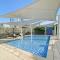 Silkhaus modern 1BDR in Downtown with balcony, pool, gym - Dubai