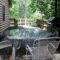 Tree-Top Chalet - Logan
