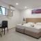 Piazza Napa Suites