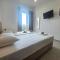 Piazza Napa Suites