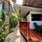 Colibri Ecolodge 3 minutes walk to beach and town
