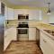 Put-in-Bay Waterfront Condo #105