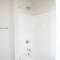 Flexhome East Side Studio R9 - Brady Fiserv Balcony - 密尔沃基
