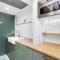 Stylish Private Room in Newcastle Room E6