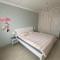 BAGRA Apartment, 1-4 guests, Free Parking & Wifi, 10 min from Downtown - Dúbravka