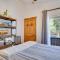 Woodland Park Apartment Forest Views and Deck! - Вудленд-Парк