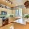 Mountain Time Cashiers Condo with Deck and Views! - كاشيرز