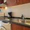 Higuest - Lake-view Studio in JLT