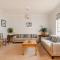 Nordic Regency Apartment - Cheltenham