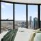 Amazing CBD Apartment with Epic Views and Free Parking!