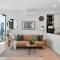 Amazing CBD Apartment with Epic Views and Free Parking!