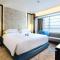 Xiamen Airlines Lakeside Hotel