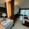 Collection O The Bangkok Airport Link Suite