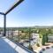 Modern 3BR Home 5 mins away from Parliament House - Hosted by Canstay