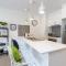 Cosy 2BR Close to Light Rail - Hosted by Canstay
